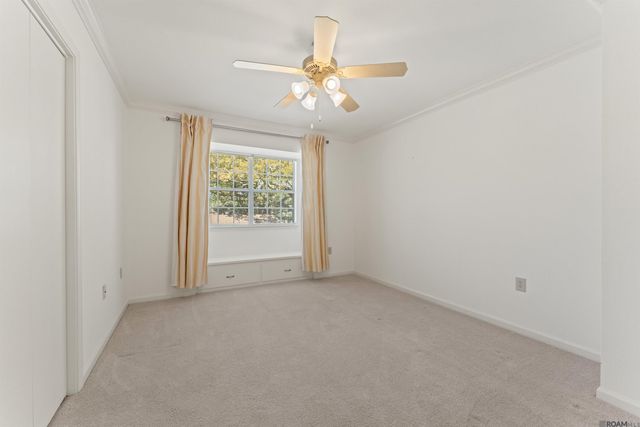 5921 Forsythia Ave, Baton Rouge, LA 70808