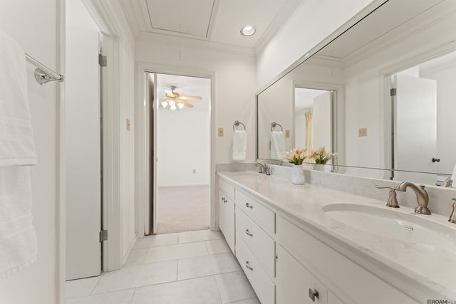 5921 Forsythia Ave, Baton Rouge, LA 70808