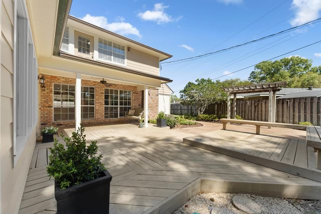 5921 Forsythia Ave, Baton Rouge, LA 70808