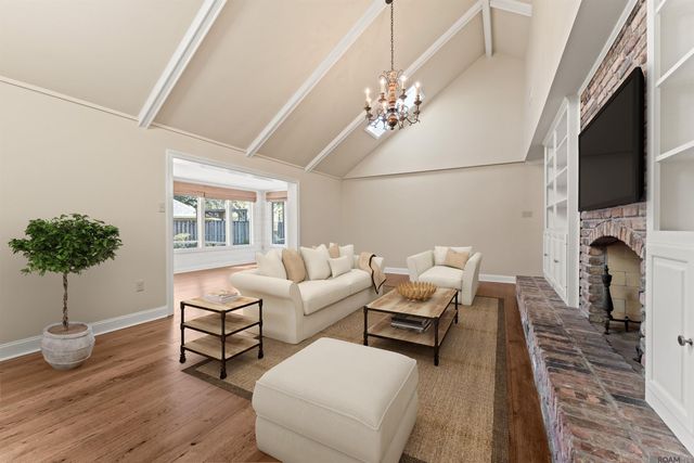 5921 Forsythia Ave, Baton Rouge, LA 70808