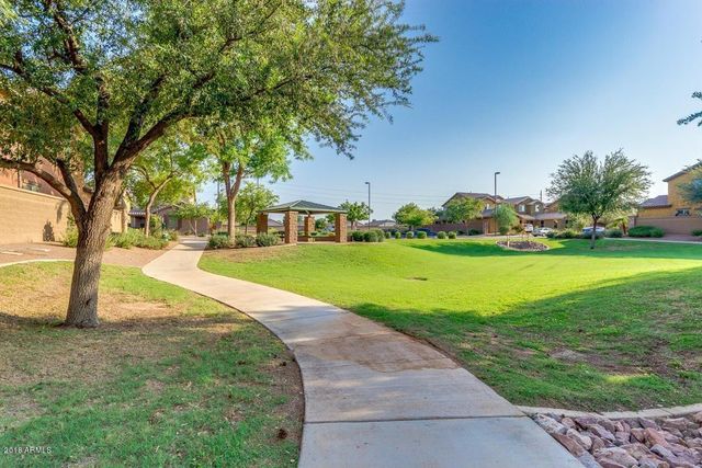 3928 E Parkview Drive, Gilbert, AZ 85295