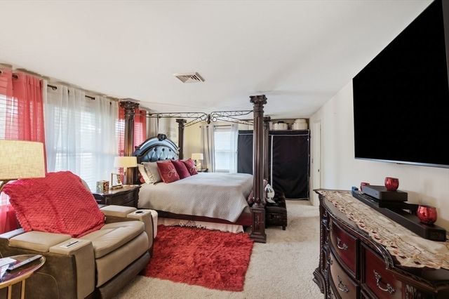 105 Hillside Dr, Barnstable, MA 02632