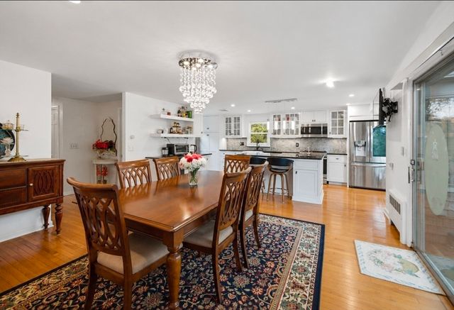 105 Hillside Dr, Barnstable, MA 02632