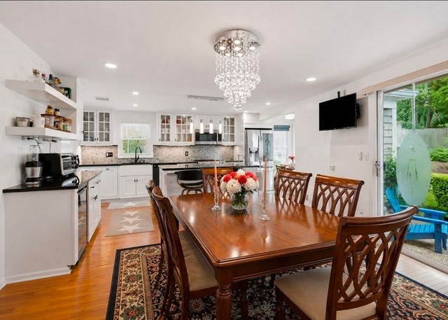 105 Hillside Dr, Barnstable, MA 02632