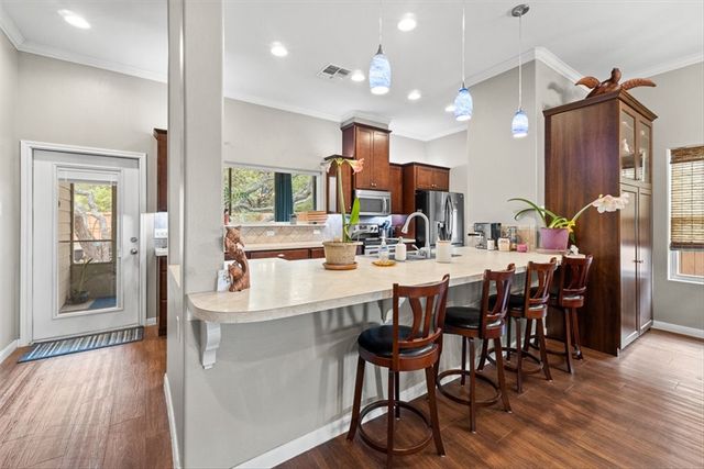 623 W Deberry Ave, Aransas Pass, TX 78336