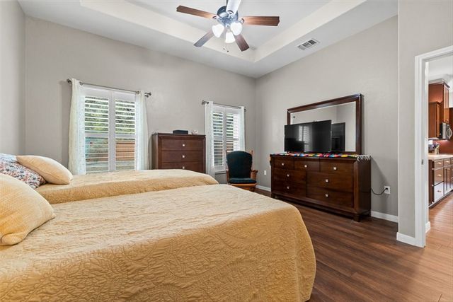 623 W Deberry Ave, Aransas Pass, TX 78336