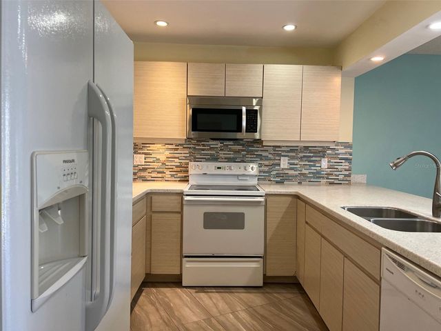 2625 STATE ROAD 590 2514, Clearwater, FL 33759