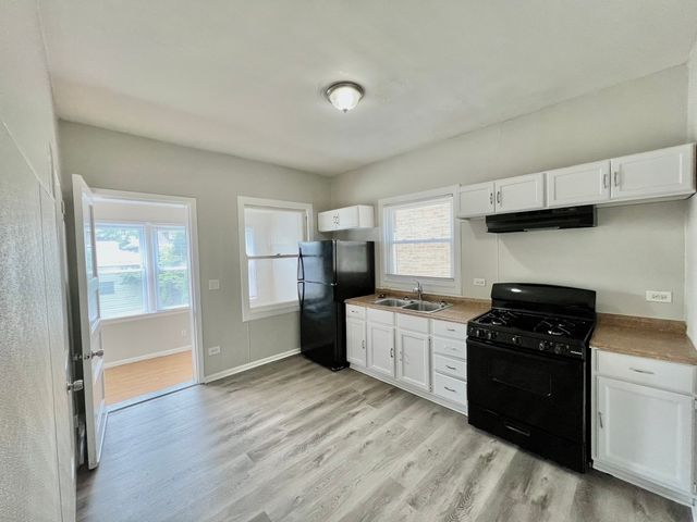 1932 S 59TH Avenue, Cicero, IL 60804