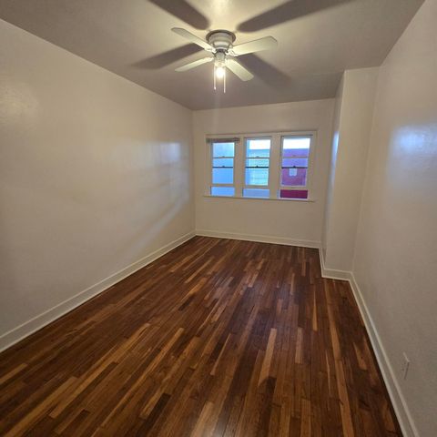 2134 Gold Avenue SE, Albuquerque, NM 87106