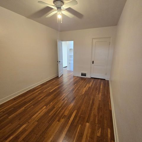 2134 Gold Avenue SE, Albuquerque, NM 87106