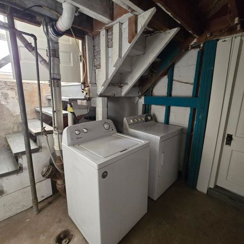 2134 Gold Avenue SE, Albuquerque, NM 87106