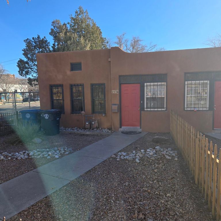 2134 Gold Avenue SE, Albuquerque, NM 87106