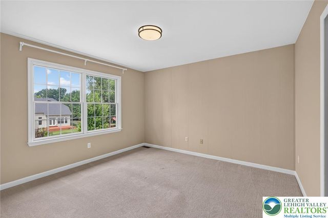5007 West Saucon Avenue, Upper Saucon Twp, PA 18034