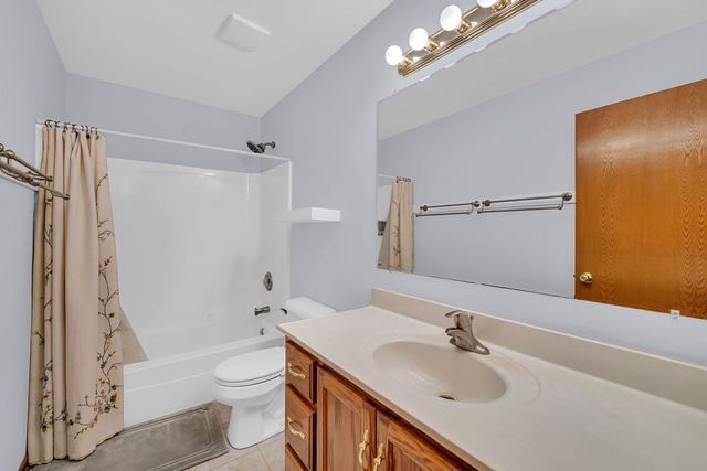 26723 S Westwood Court, Channahon, IL 60410