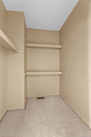 16770 Country Club Drive, Macomb Township, MI 48042