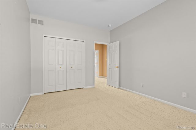 16770 Country Club Drive, Macomb Township, MI 48042