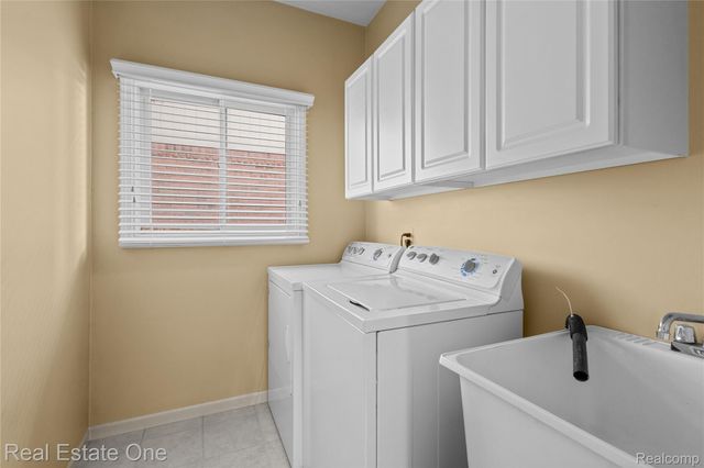 16770 Country Club Drive, Macomb Township, MI 48042