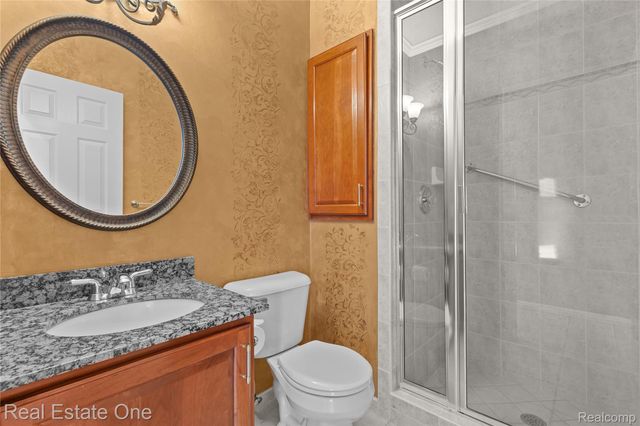 16770 Country Club Drive, Macomb Township, MI 48042