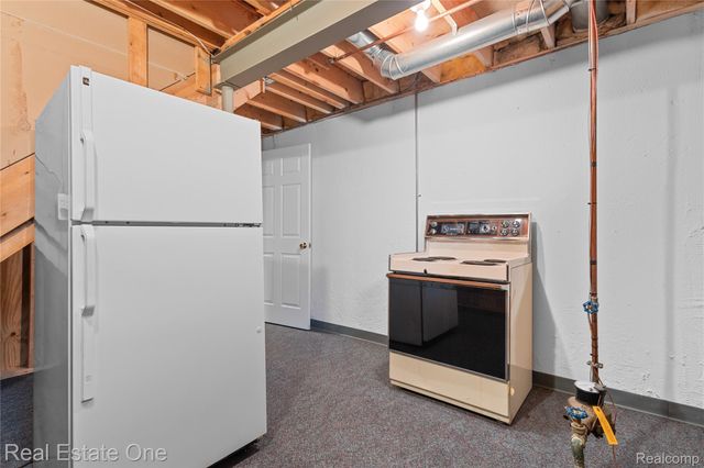 16770 Country Club Drive, Macomb Township, MI 48042