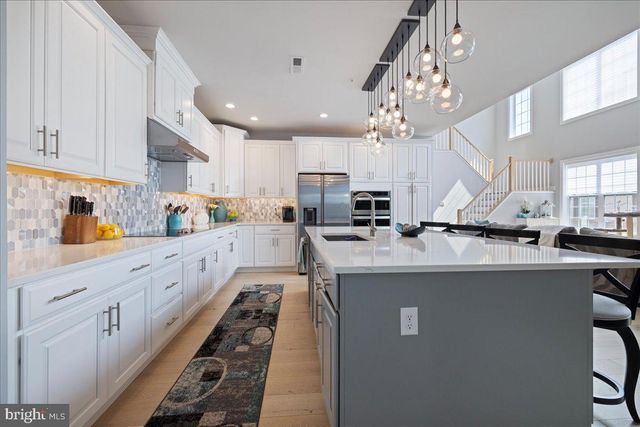 4858 W BLOSSOM DR, Doylestown, PA 18902