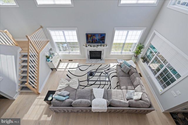 4858 W BLOSSOM DR, Doylestown, PA 18902