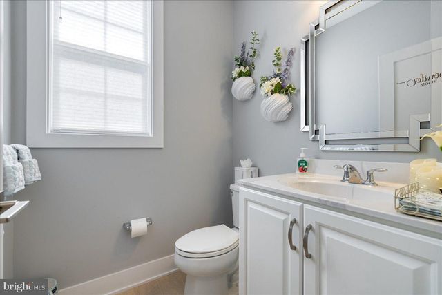 4858 W BLOSSOM DR, Doylestown, PA 18902