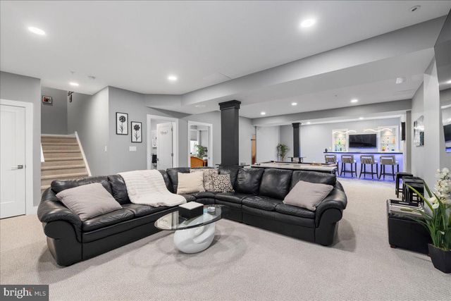 4858 W BLOSSOM DR, Doylestown, PA 18902