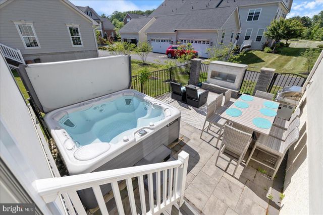 4858 W BLOSSOM DR, Doylestown, PA 18902