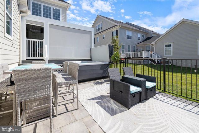 4858 W BLOSSOM DR, Doylestown, PA 18902