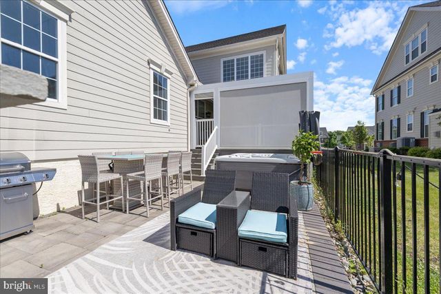 4858 W BLOSSOM DR, Doylestown, PA 18902