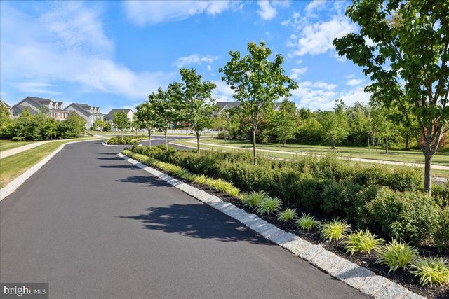 4858 W BLOSSOM DR, Doylestown, PA 18902