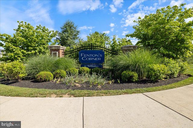 4858 W BLOSSOM DR, Doylestown, PA 18902