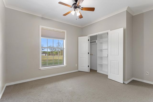 16511 Fox Run Lane, Lindale, TX 75771