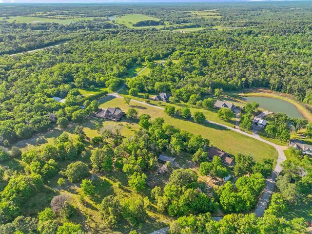 16511 Fox Run Lane, Lindale, TX 75771