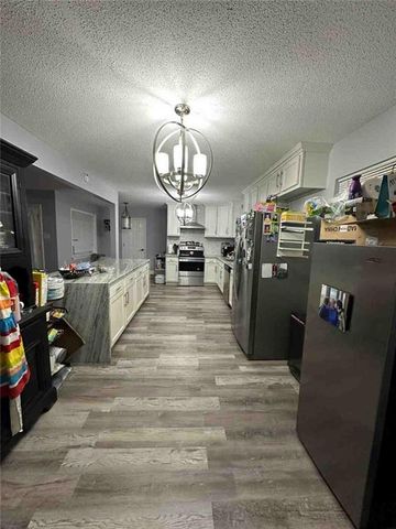 2270 Christopher Drive E, Mobile, AL 36609