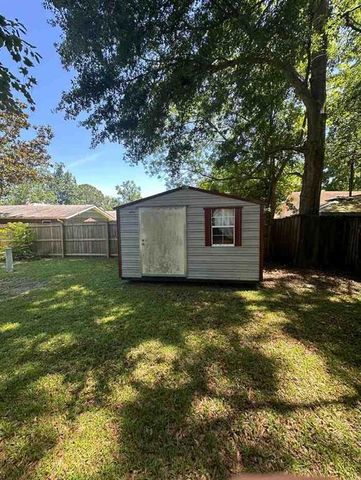 2270 Christopher Drive E, Mobile, AL 36609