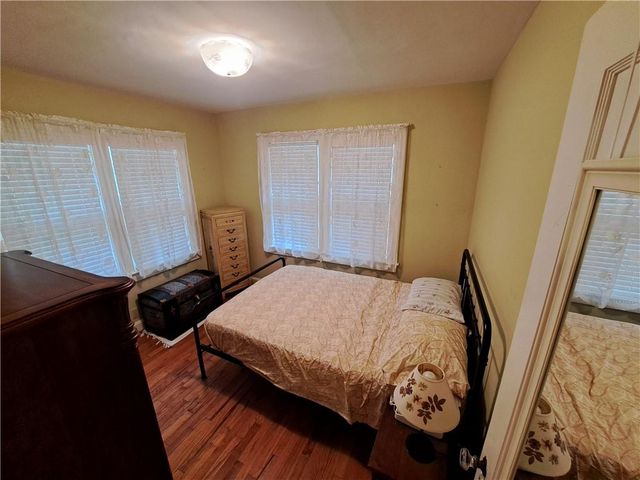 38 W 74th Street, Kansas City, MO 64114