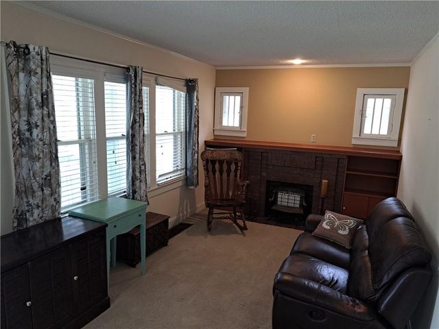 38 W 74th Street, Kansas City, MO 64114