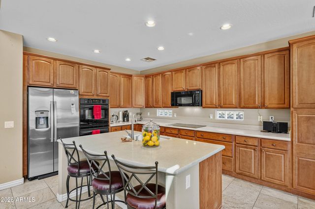8513 W DESERT ELM Lane, Peoria, AZ 85383