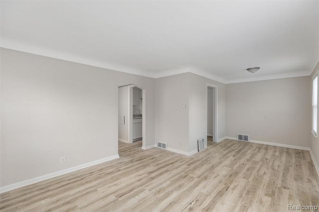 18951 Beland Street, Detroit, MI 48234