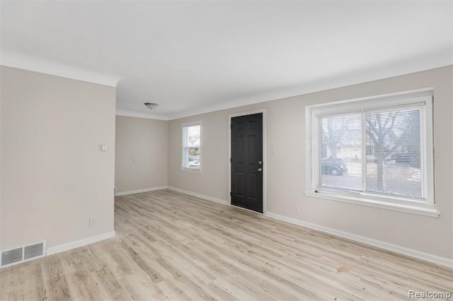 18951 Beland Street, Detroit, MI 48234