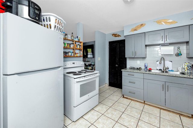 122 WERTZ DRIVE, Largo, FL 33771
