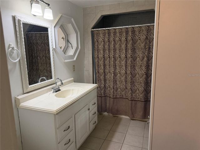 5335 6TH STREET, Zephyrhills, FL 33542