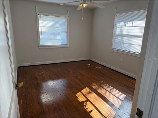 5335 6TH STREET, Zephyrhills, FL 33542