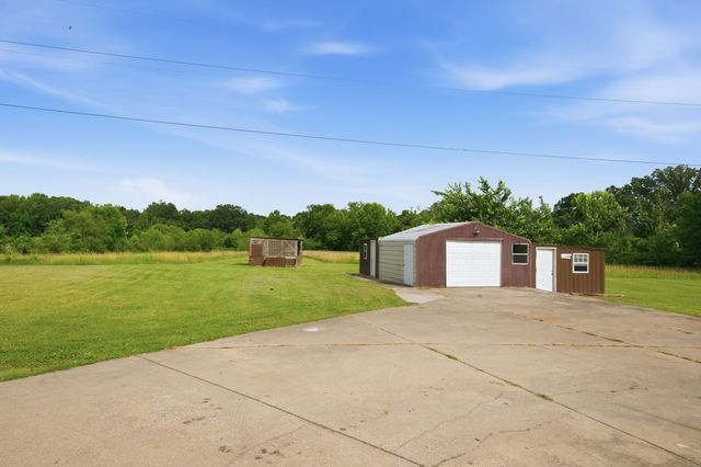 2594 Sylvia Rd, Dickson, TN 37055