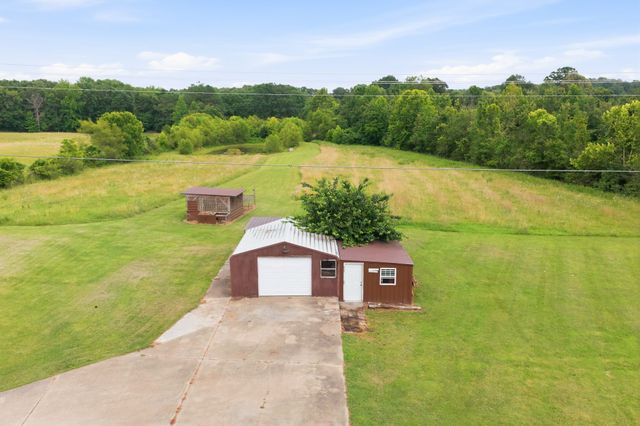 2594 Sylvia Rd, Dickson, TN 37055
