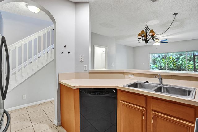 4827 Palmbrooke Circle W, West Palm Beach, FL 33417