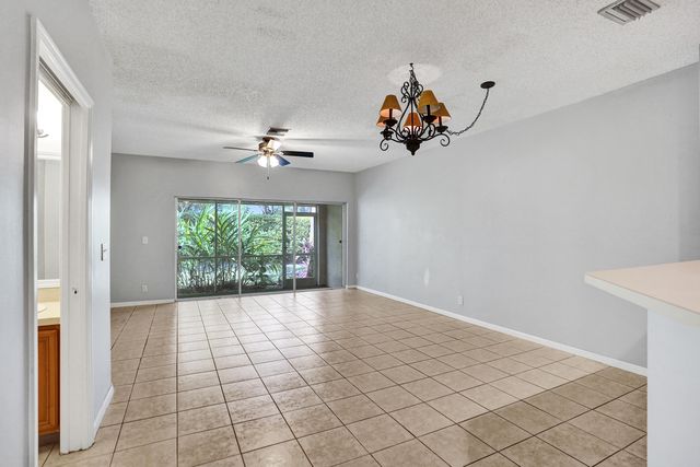 4827 Palmbrooke Circle W, West Palm Beach, FL 33417