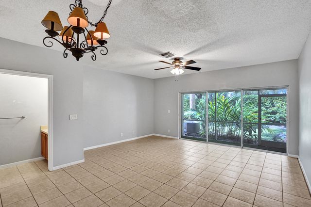 4827 Palmbrooke Circle W, West Palm Beach, FL 33417