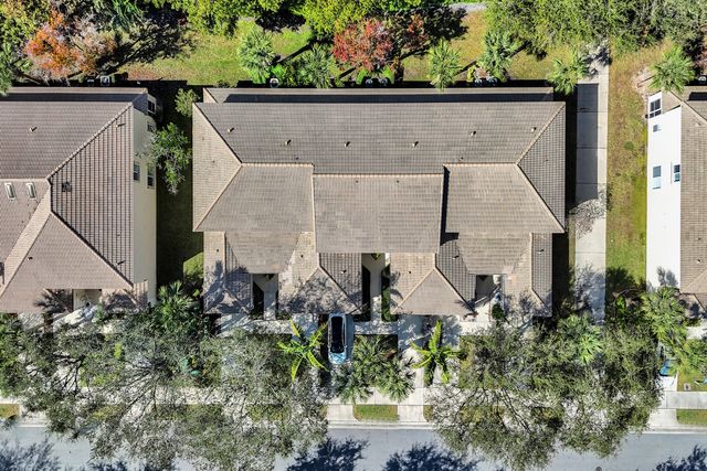 4827 Palmbrooke Circle W, West Palm Beach, FL 33417